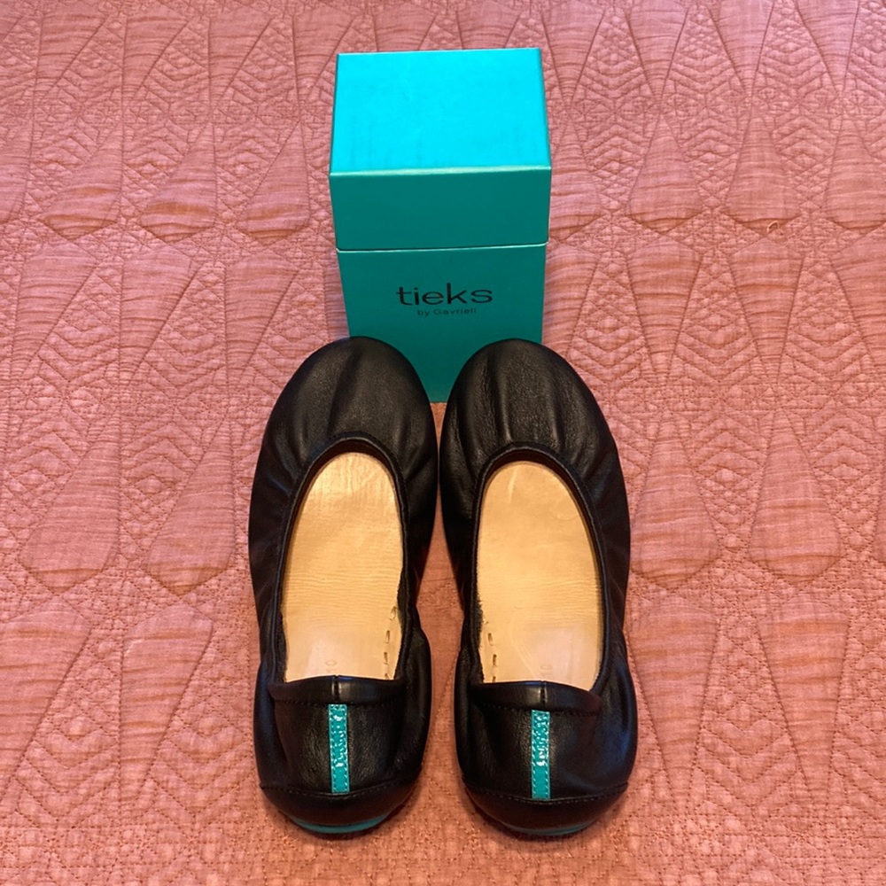 EUC Black Tieks by Gavrieli size 10